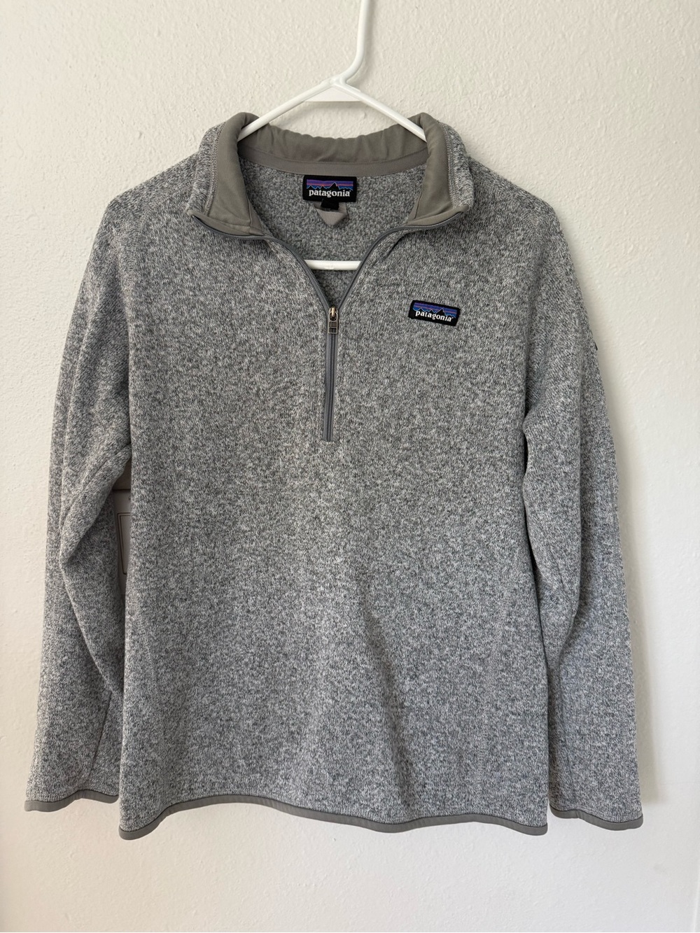 Patagonia Men's Gray Half-Zip Sweater